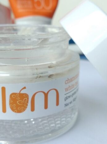 Plum Chamomile & White Tea Glow Review