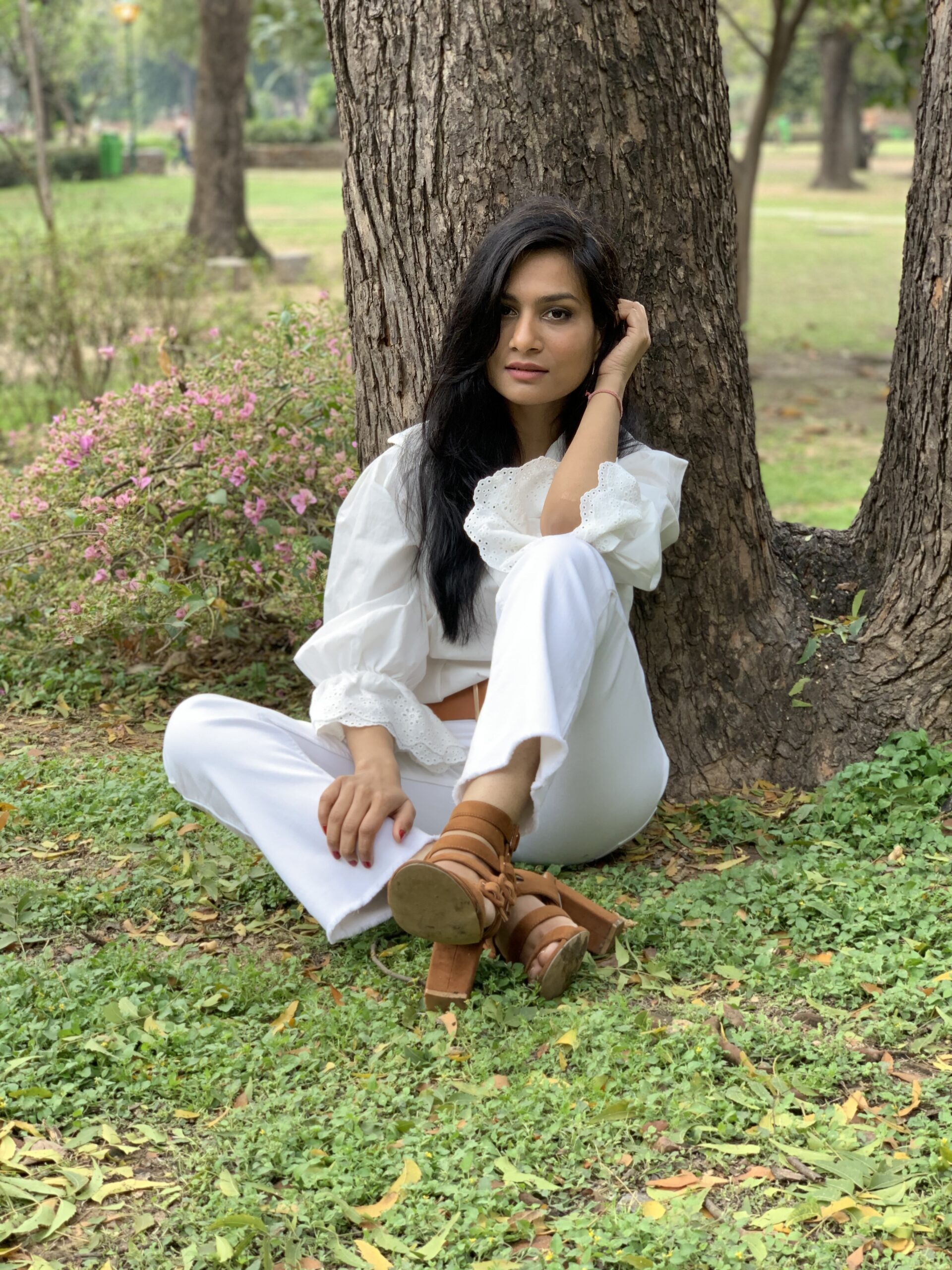 White monochrome summer outfit