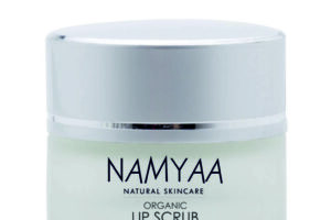 Namyaa Lip Scrub
