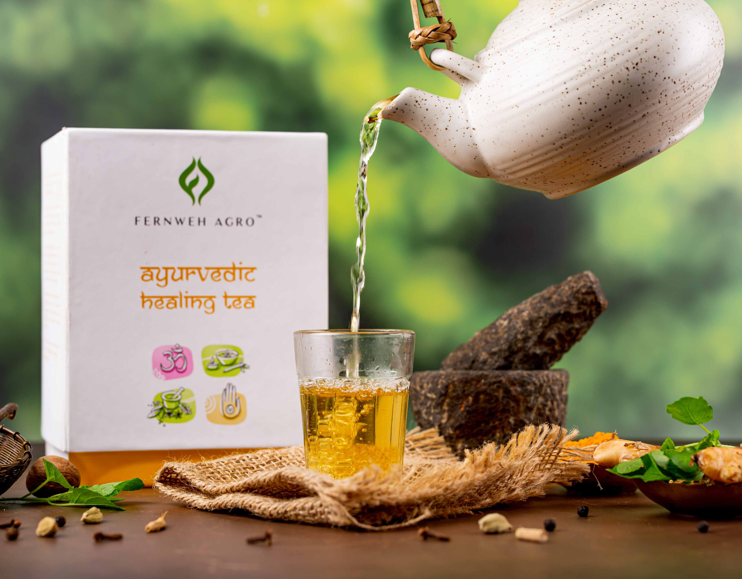 Fernweh Agro Ayurvedic Healing Green Tea exhibits the health-benefit aesthetics of Ayurveda culture. The herbal infusion surrounding the tea includes turmeric, black pepper, ashwagandha, rooibos, clove, ginger, tulsi, liquorice, and organic green tea. It is a remedial beverage that profiles piquant but soothing notes, spicy-citrusy aroma with mild pungent undertones, and radiant Tuscany visuals. This tea heightens the immunity defence to alleviate overall health wellness.