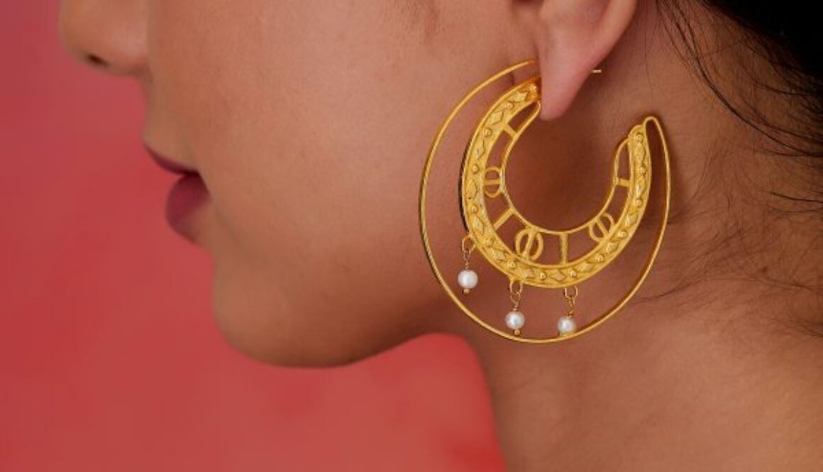 Lady Luck Hoop Earriings