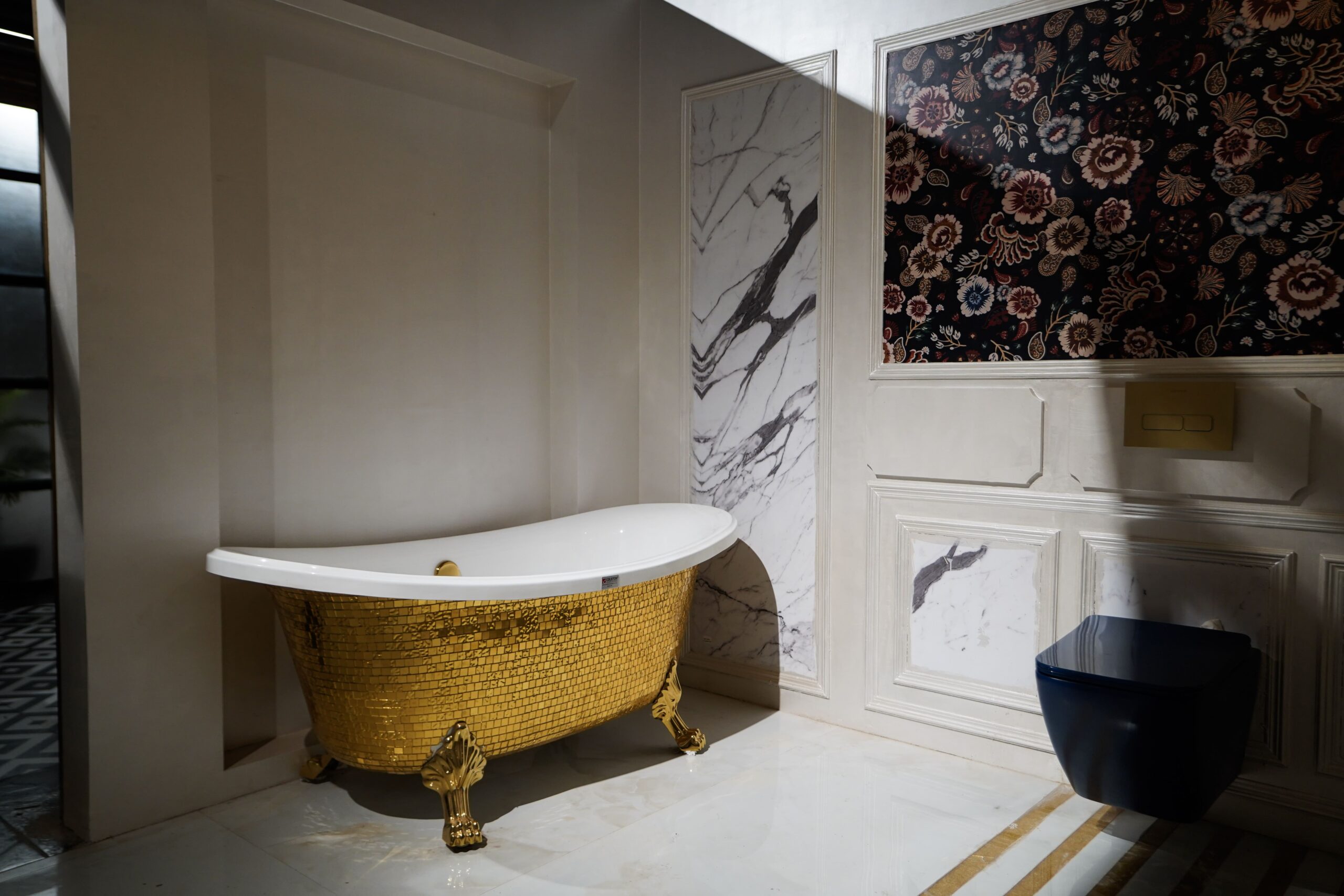Colston Bathware Launches First Luxury Design Center in Mumbai