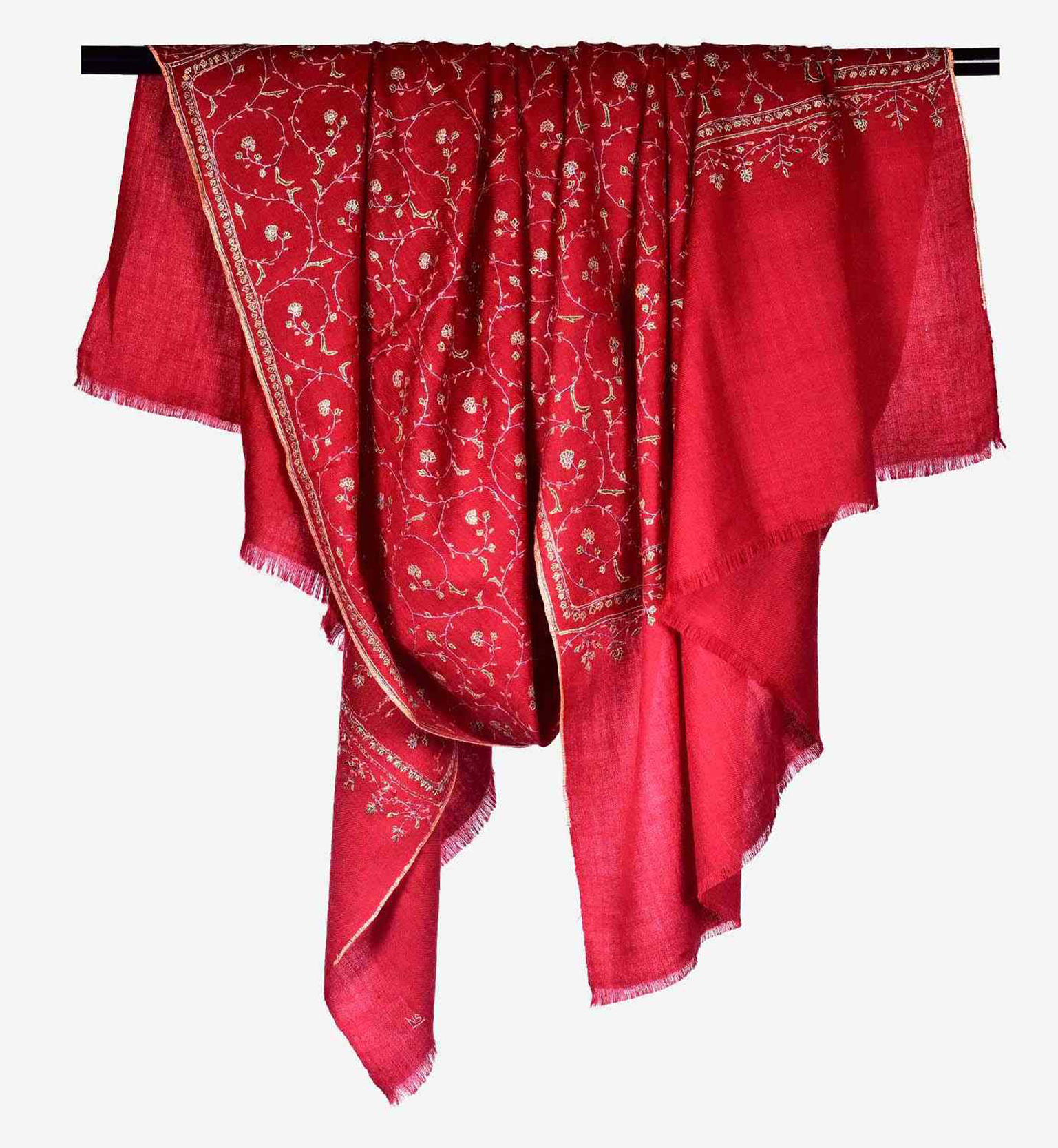 All Things Kashmir to Restore the Glory of Pashmina Shawls in India