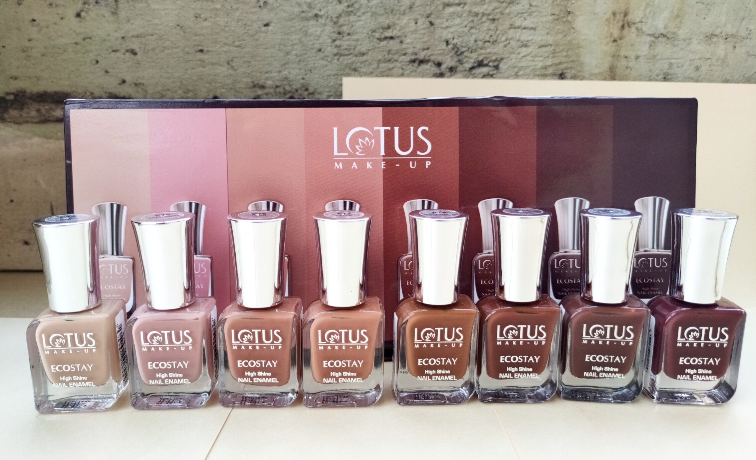 Lotus Makeup Ecostay Coffeenated Nail Paint Collection Review