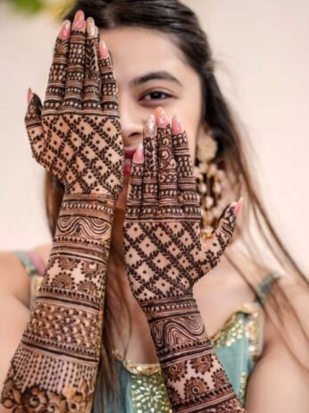 jewellery with mehandi