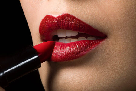 How to Pick the Best Red Lipstick for Your Skintone